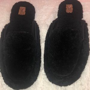 Ugg black slippers
